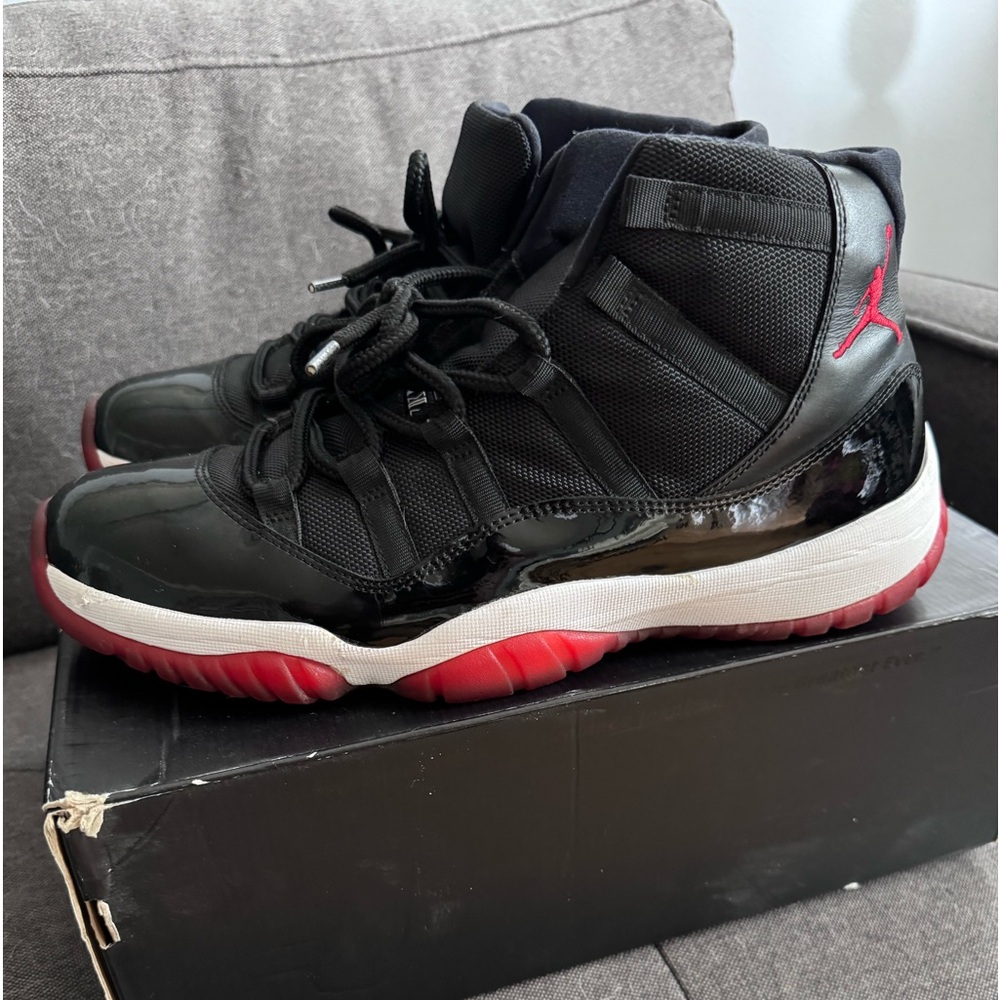 Jordan bred 11 size 12